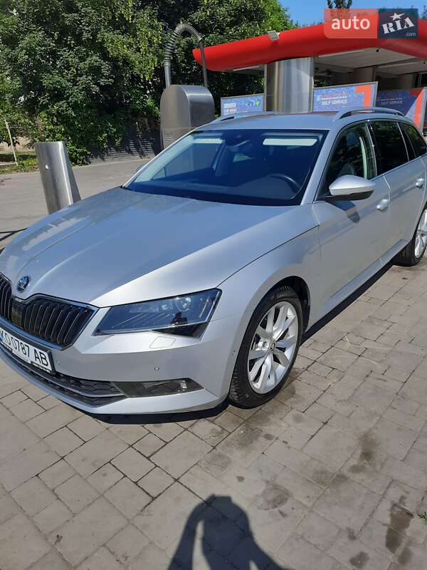 Skoda Superb 2019