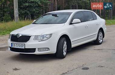 Лифтбек Skoda Superb 2013 в Чернигове