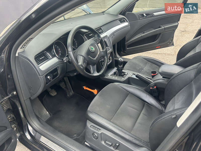 Универсал Skoda Superb 2012 в Южноукраинске