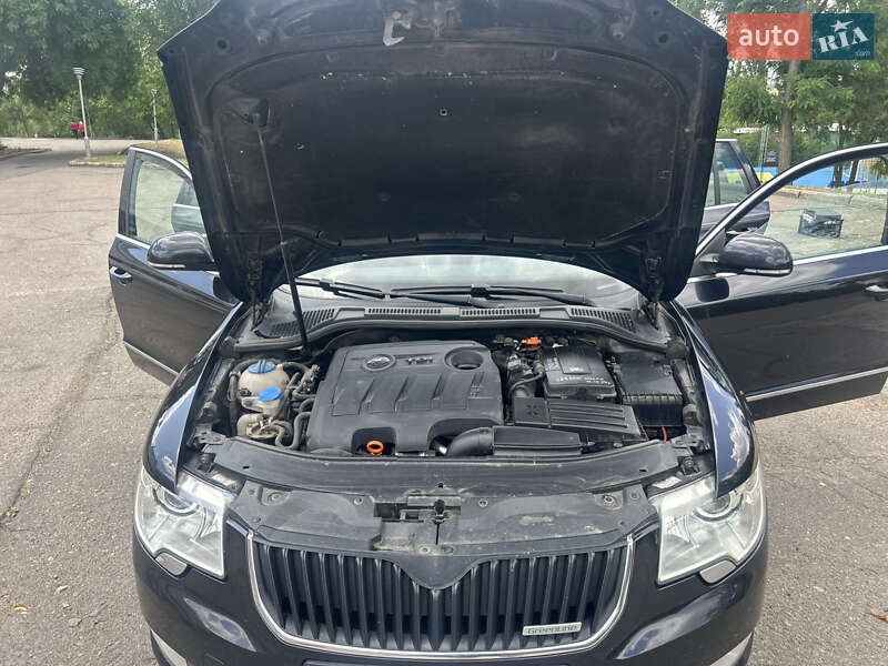 Универсал Skoda Superb 2012 в Южноукраинске