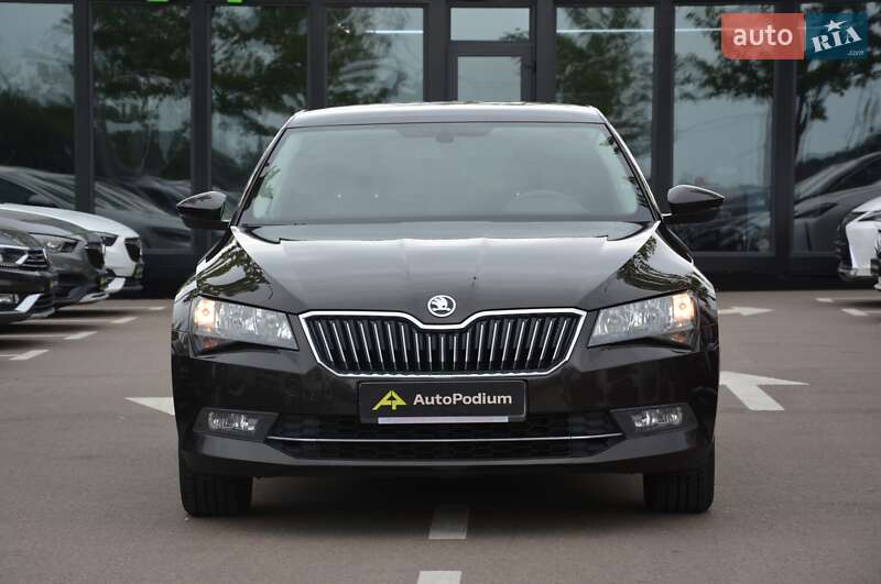 Ліфтбек Skoda Superb 2015 в Києві
