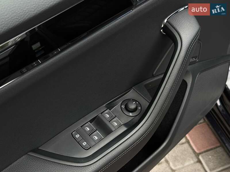 Универсал Skoda Superb 2021 в Луцке