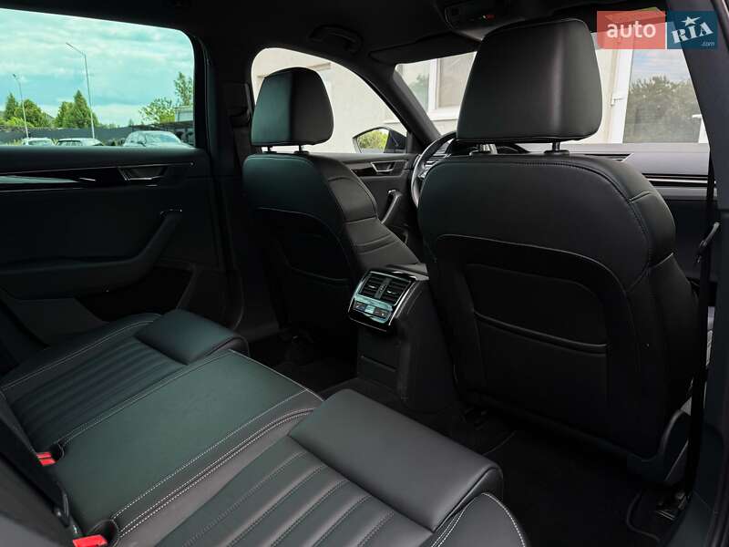 Универсал Skoda Superb 2021 в Луцке