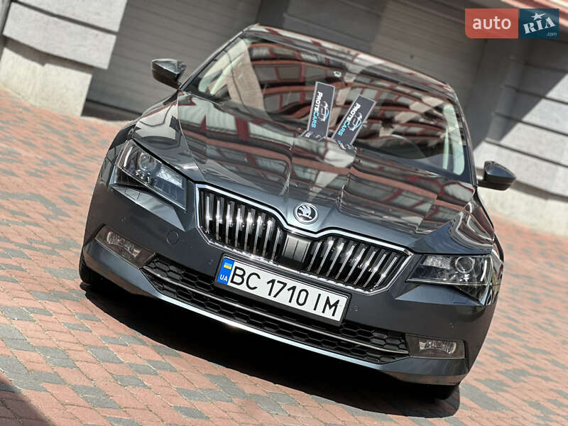 Ліфтбек Skoda Superb 2015 в Івано-Франківську