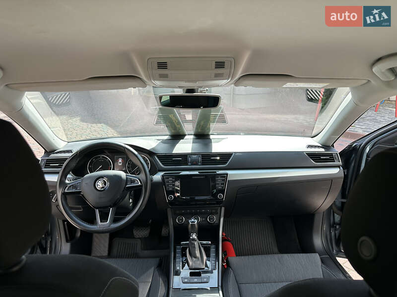 Ліфтбек Skoda Superb 2015 в Івано-Франківську