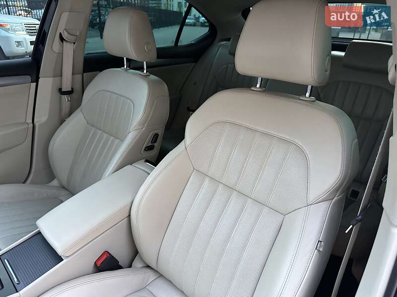 Лифтбек Skoda Superb 2016 в Киеве