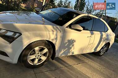 Лифтбек Skoda Superb 2018 в Ужгороде