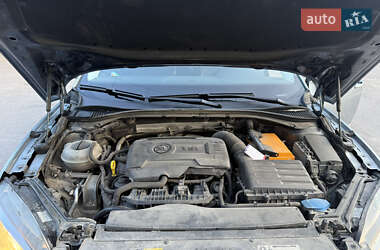 Лифтбек Skoda Superb 2015 в 