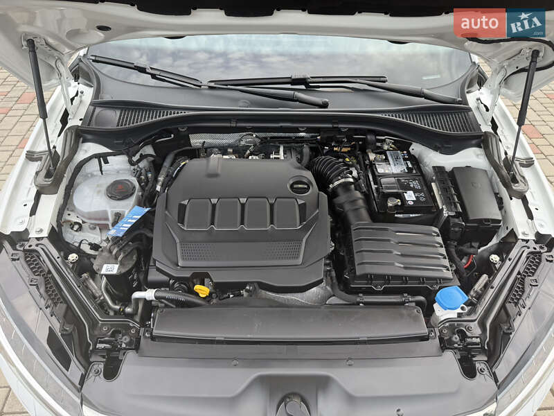 Универсал Skoda Superb 2020 в Луцке