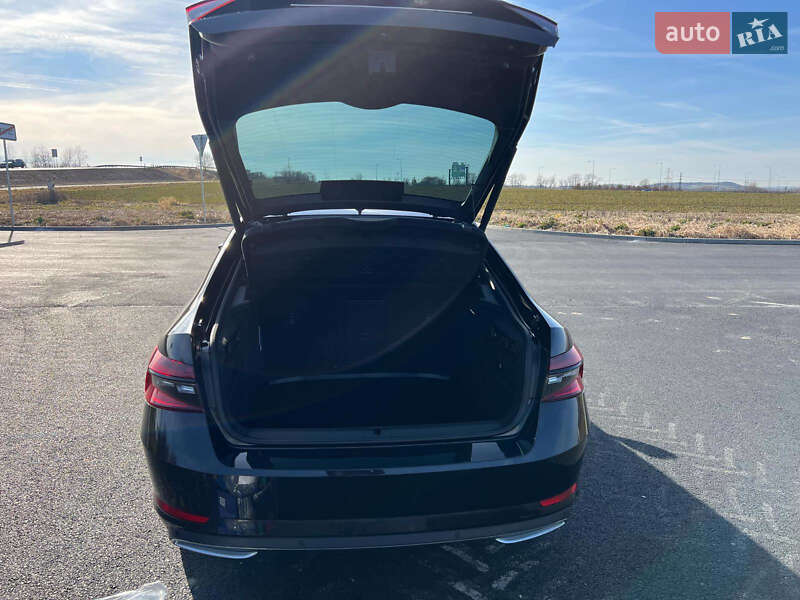 Ліфтбек Skoda Superb 2020 в Ужгороді