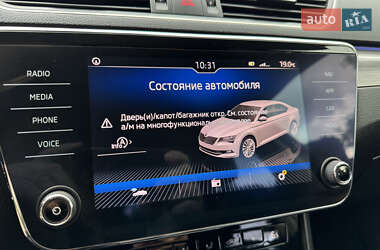 Лифтбек Skoda Superb 2017 в 
