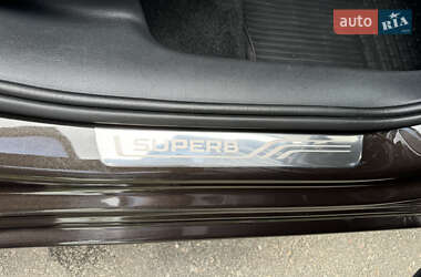 Лифтбек Skoda Superb 2017 в 