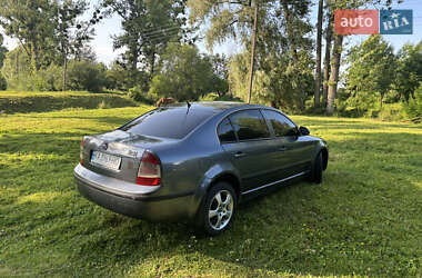 Лифтбек Skoda Superb 2008 в 