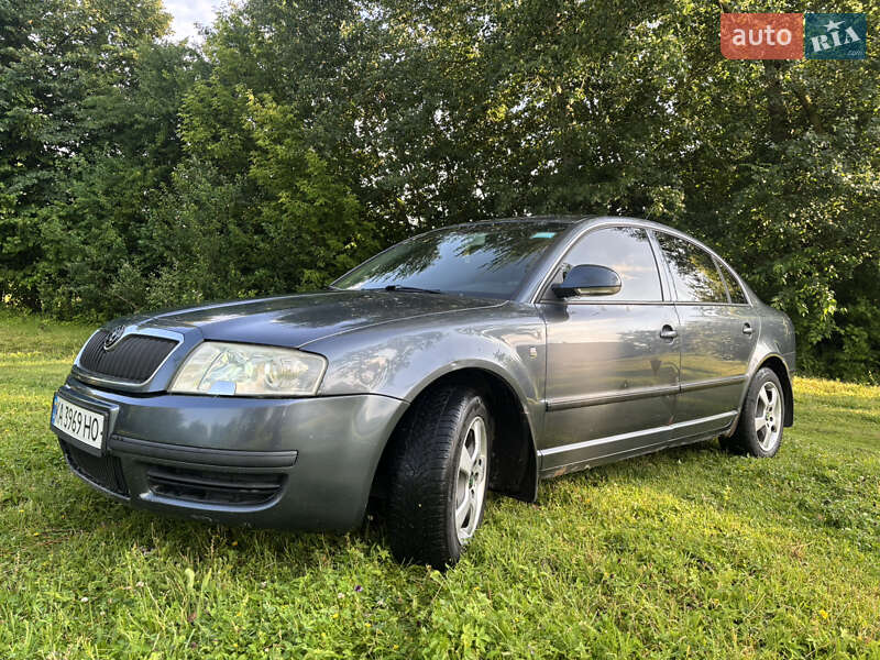 Лифтбек Skoda Superb 2008 в Корце