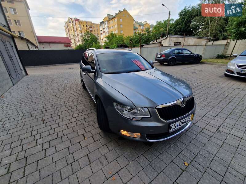 Универсал Skoda Superb 2010 в Ивано-Франковске
