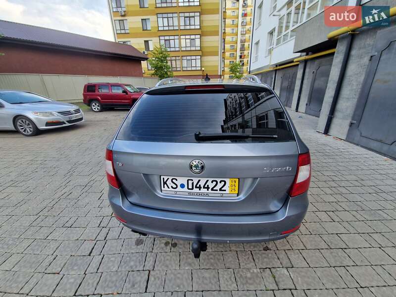Универсал Skoda Superb 2010 в Ивано-Франковске