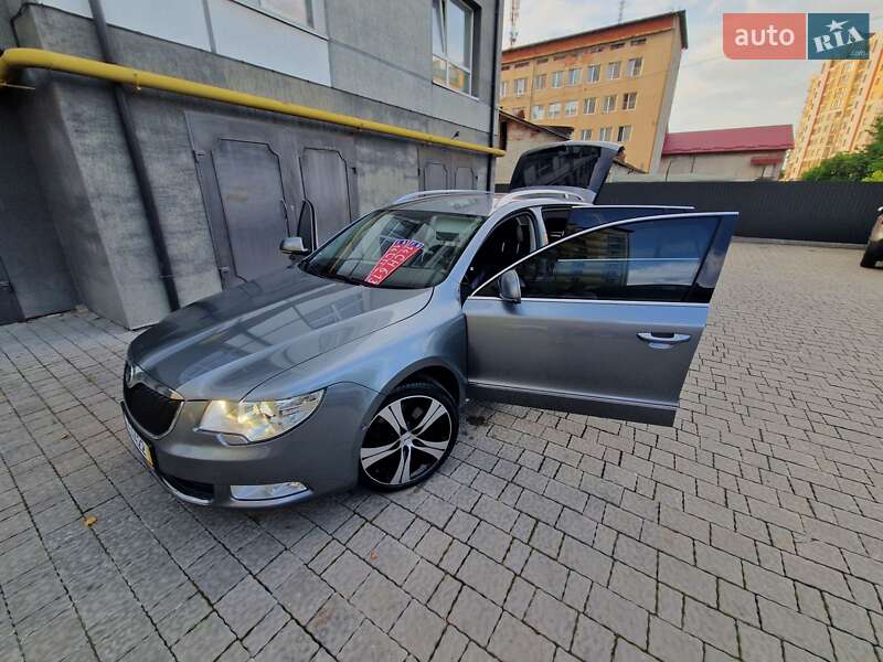 Универсал Skoda Superb 2010 в Ивано-Франковске