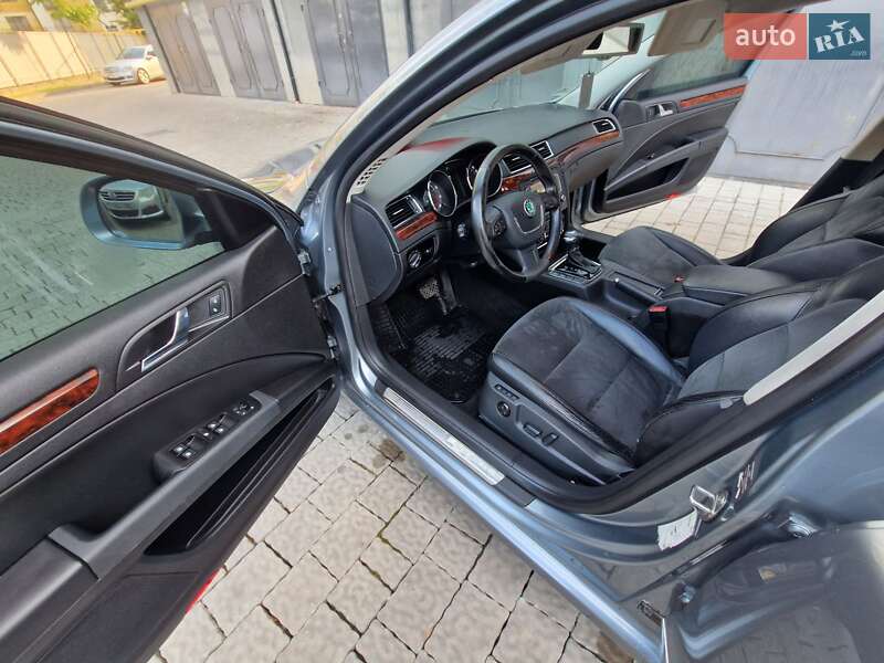 Универсал Skoda Superb 2010 в Ивано-Франковске