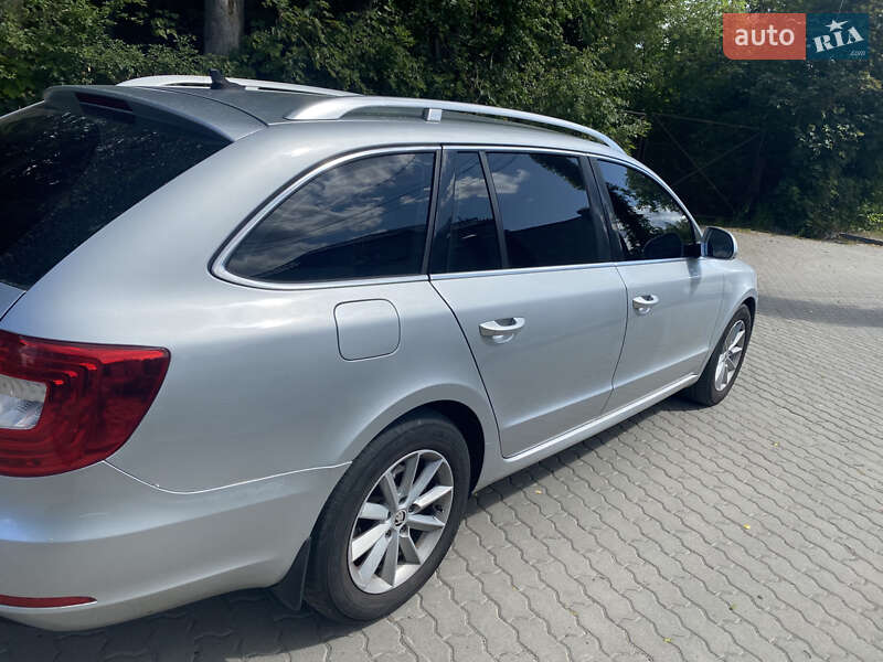 Универсал Skoda Superb 2014 в Львове фото 3 Универсал Skoda Superb 2014 в Львове