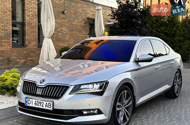 Лифтбек Skoda Superb 2015 в Виннице