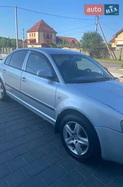 Лифтбек Skoda Superb 2006 в Бориславе
