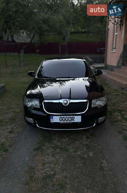 Лифтбек Skoda Superb 2012 в Тячеве