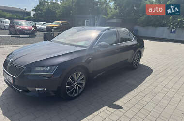 Лифтбек Skoda Superb 2017 в Мукачево