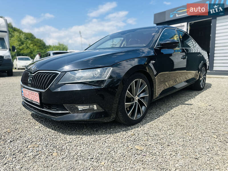 Лифтбек Skoda Superb 2017 в Иршаве