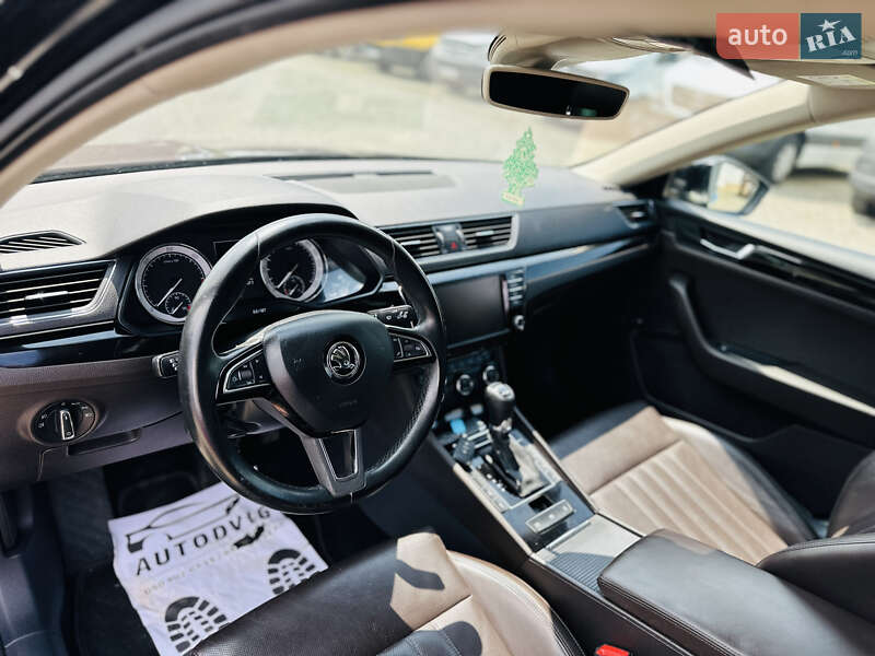 Лифтбек Skoda Superb 2017 в Иршаве