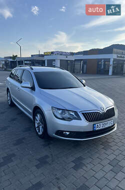 Универсал Skoda Superb 2015 в 