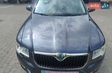 Лифтбек Skoda Superb 2009 в Луцке