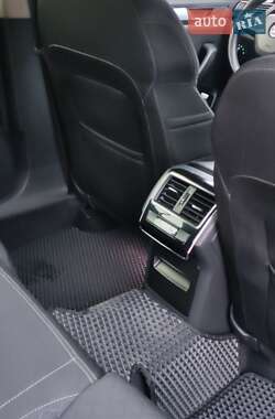 Лифтбек Skoda Superb 2015 в 