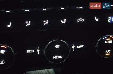 Лифтбек Skoda Superb 2015 в 
