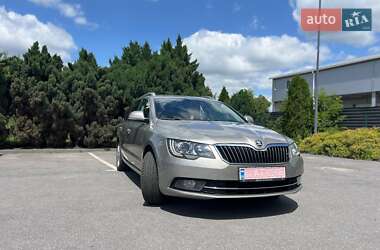 Универсал Skoda Superb 2015 в Житомире