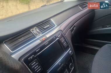 Універсал Skoda Superb 2011 в 