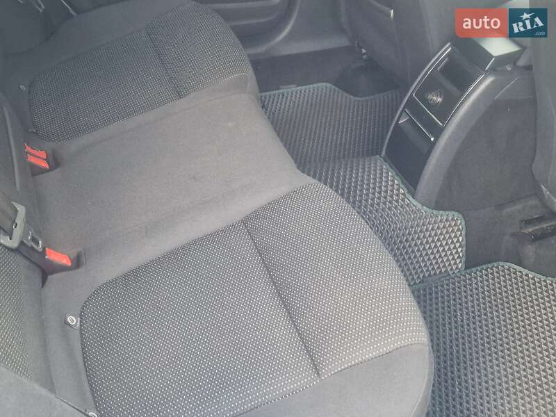 Универсал Skoda Superb 2011 в Кременце фото 21 Универсал Skoda Superb 2011 в Кременце