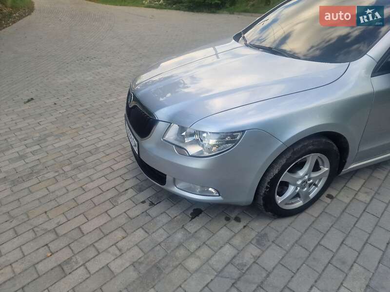 Универсал Skoda Superb 2011 в Кременце фото 30 Универсал Skoda Superb 2011 в Кременце