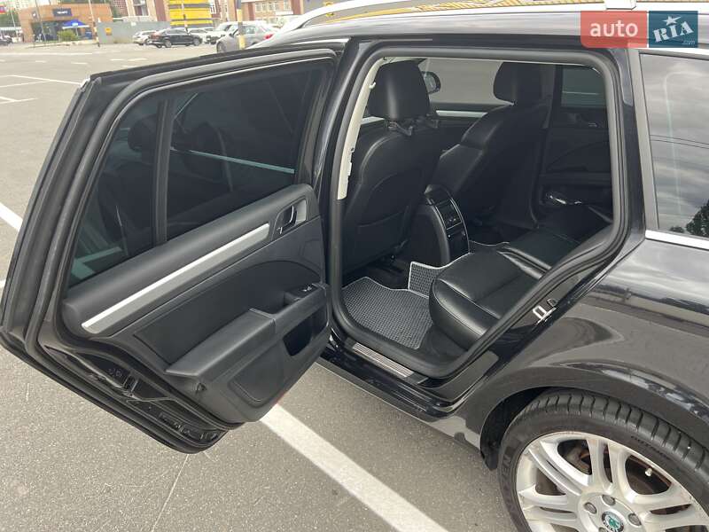 Универсал Skoda Superb 2011 в Киеве