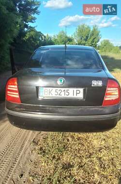 Лифтбек Skoda Superb 2006 в Кременце