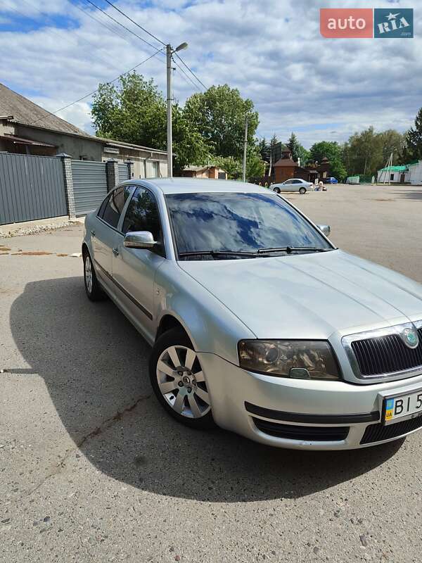 Skoda Superb 2002