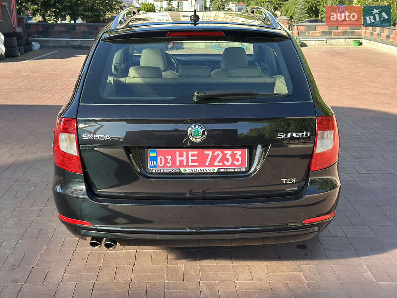 Универсал Skoda Superb 2012 в Ровно