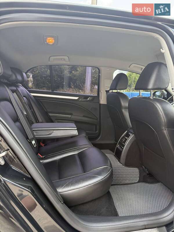 Ліфтбек Skoda Superb 2015 в Львові