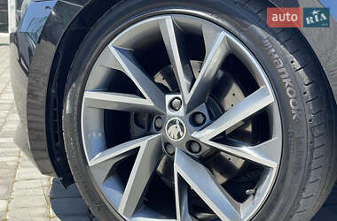 Универсал Skoda Superb 2018 в 