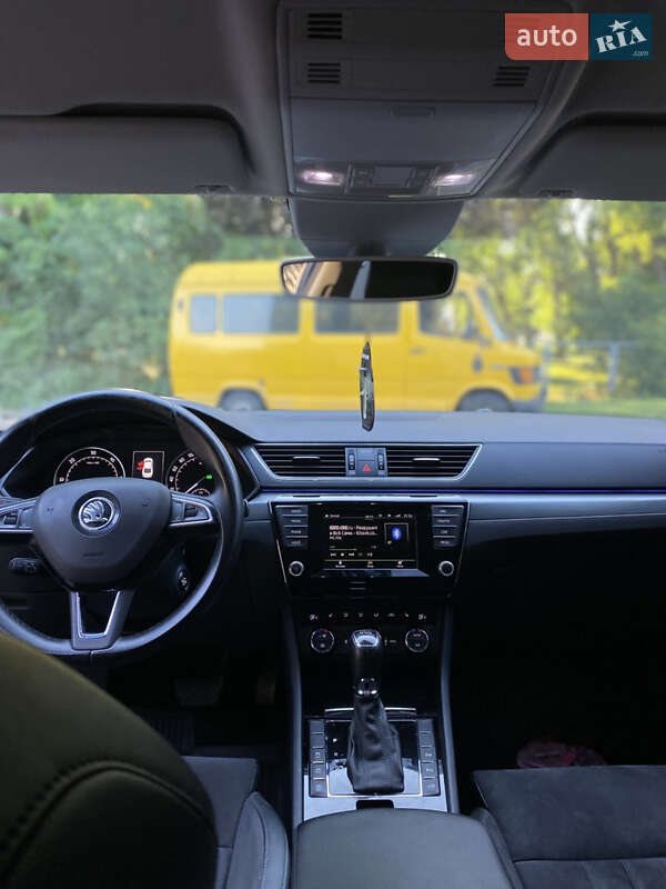 Лифтбек Skoda Superb 2015 в Кропивницком