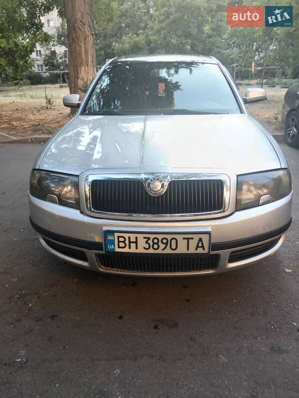 Лифтбек Skoda Superb 2005 в Одессе