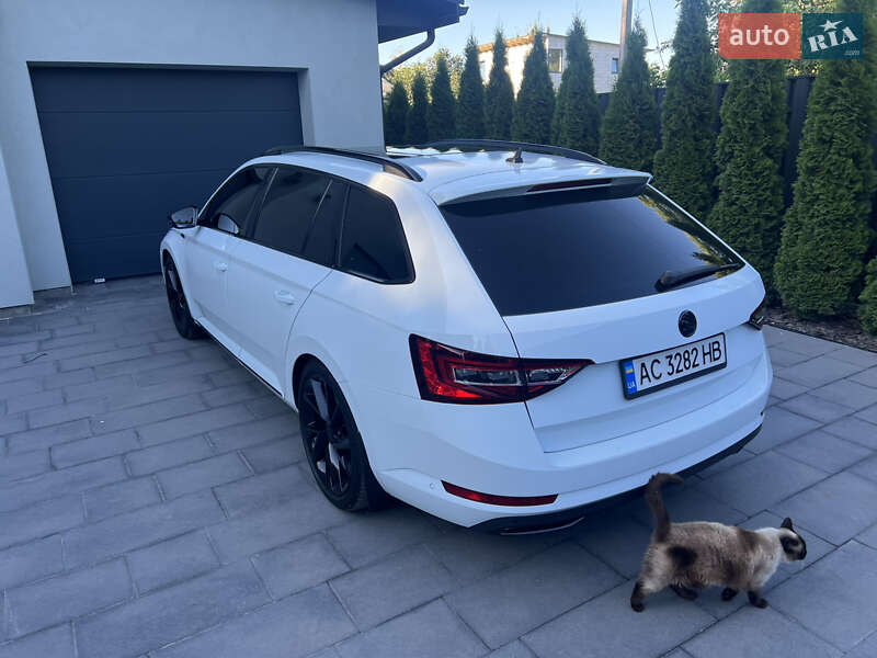 Универсал Skoda Superb 2017 в Луцке