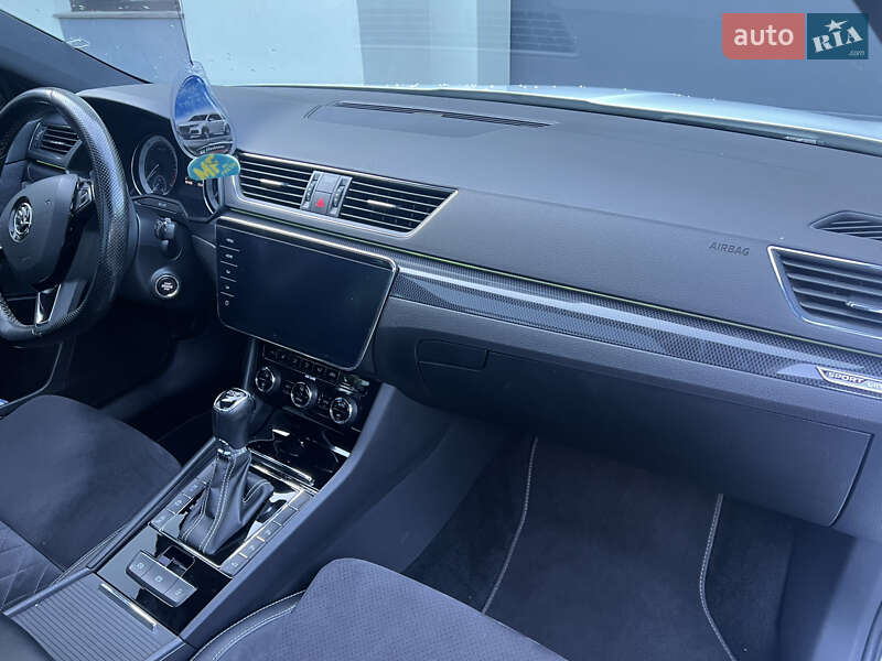 Универсал Skoda Superb 2017 в Луцке