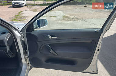 Ліфтбек Skoda Superb 2005 в Прилуках