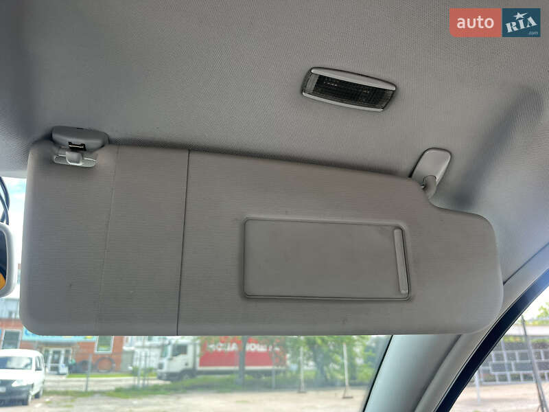 Ліфтбек Skoda Superb 2005 в Прилуках