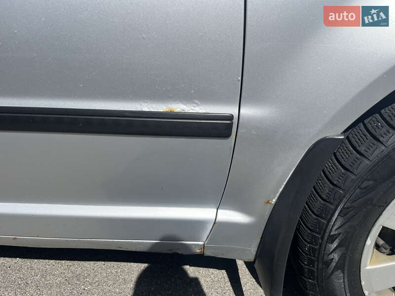 Ліфтбек Skoda Superb 2005 в Прилуках